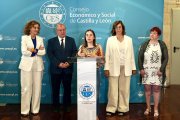 María Pardo, Enrique Cabero, Sandra Ámez, Ángeles Armisén y Margarita García.