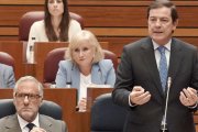 Intervención del presidente de la Junta, Alfonso Fernández Mañueco, durante el pleno de las Cortes.