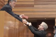 El exconsejero de Empleo, Mariano Veganzones, tomó en el pleno posesión como procurador de VOX.