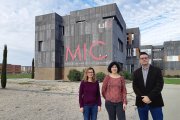 Los doctores Laura Fernández Robles, Lidia Sánchez González y Manuel Castejón Limas en las instalaciones de la Universidad de León. EL MUNDO