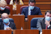 Francisco Igea y Alfonso Fernández Mañueco, durante la el Pleno de ayer. ICAL