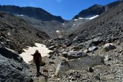 Bajada desde el glaciar y glaciar rocoso de La Paúl. EL MUNDO