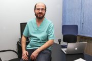 El doctor Javier Robla es especialista en Neurocirugía. EL MUNDO