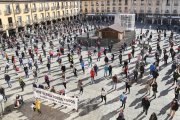 Manifestación en Palencia contra el cierre de la hostelería, las salas de juegos, los gimnasios y los centros comerciales. ICAL