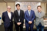 Pedro Pisonero, director general de Iberaval; Manuel Rubio, director territorial de Castilla y León Sur de Unicaja; Ángel García, director general de Industrias Maxi; y Ángel García, CEO de Plaspisa