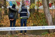 Policía científica en el lugar de los hechos.