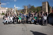 Foto de familia antes de la histórica visita, organizada por ELA Andalucía, La Plasita y Mizura.