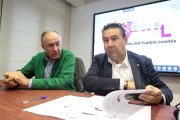 Luis Mariano Santos junto al candidato por León, Eduardo López Sendino