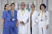 Cristina Rivas, Teresa Gómez, Marcelo Jiménez, Virginia Pérez y Gema Siento, parte del equipo de trasplante pulmonar.