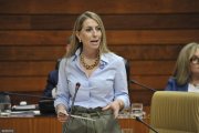 María Guardiola, en el pleno de la Asamblea