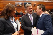 Alicia Gallego, Francisco Vázquez y Luis Mariano Santos, en la sesión constitutiva de las Cortes de Castilla y León.