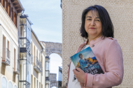 La escritora briquera, Mayte Esteban, presenta su novela basada en la segovia del Siglo XIX