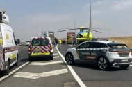 Tramo de la A-62 afectado por el accidente de dos camiones

Agentes de la Guardia Civil del Subsector de Tráfico de Salamanca y de la Compañía de Santa Marta han cortado la vía de acceso a la A-62 en el kilómetro 243 sentido Valladolid en la provincia de Salamanca tras la colisión de dos camiones.

SOCIEDAD CASTILLA Y LEÓN ESPAÑA EUROPA SALAMANCA
GUARDIA CIVIL