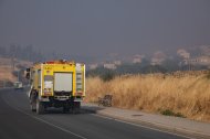 Vehículos del operativo de extinción del incendio de San Bartolomé.