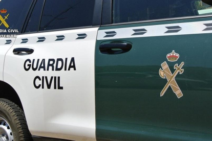 Coche de la Guardia Civil en una imagen de archivo - E.M.