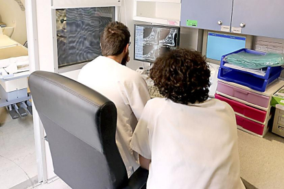 Máquina de resonancia móvil del Hospital Clínico de Valladolid. ICAL