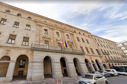 Fachada de la Audiencia provincial de Salamanca. GGL SW