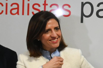 La secretaria general del PSOE de Burgos, Esther Peña.