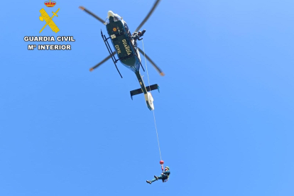 Nuevo helicóptero de la Guardia Civil en León