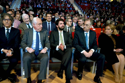 Santiago Mena, José Luis Concepción, Juan García Gallardo, Miguel Ángel Benavente y Cristina Ayala.