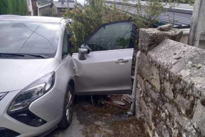 Estado en el que quedó el coche después del atropello