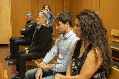 El Juzgado de Ponferrada acoge el juicio contra el exconcejal de Ponferrada, Pedro Muñoz, y sus dos hijos por un presunto delito de alzamiento de bienes