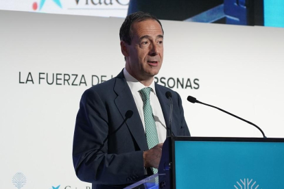Gonzalo Gortázar, consejero delegado de CaixaBank en el X Congreso de Empresa Familiar de Castilla y León.