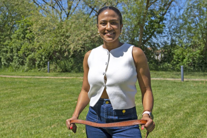 La campeona de lucha leonesa, Luzma, “la pantera del Condado”.