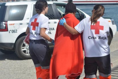 Imagen de archivo de menores migrantes en Canarias.
