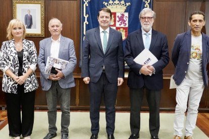 Leticia García, Faustino Temprano, Alfonso Fernández Mañueco, Santiago Aparicio y Vicente Andrés.