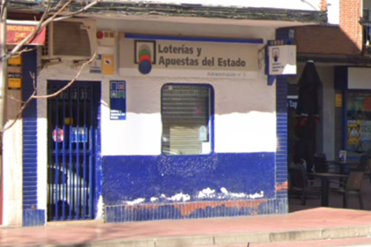 Imagen del receptor de lotería situado en la avenida Reyes Católicos de Palencia