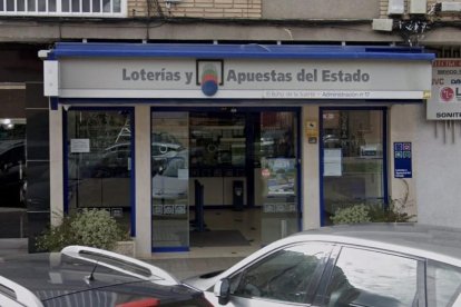 La administración de lotería nº17 de Burgos, 'El Búho de la Suerte' que ha repartido 120.000 euros.