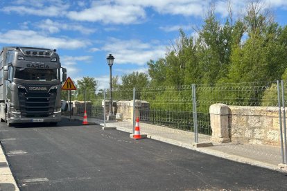 Reapertura al tráfico el puente de San Esteban de Gormaz