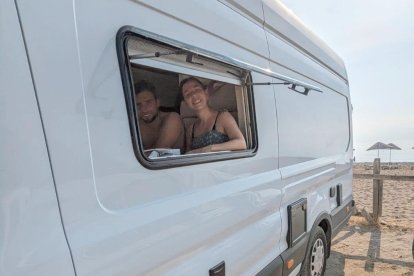 Kilómetros de libertad: El viaje en caravana que seduce a una generación