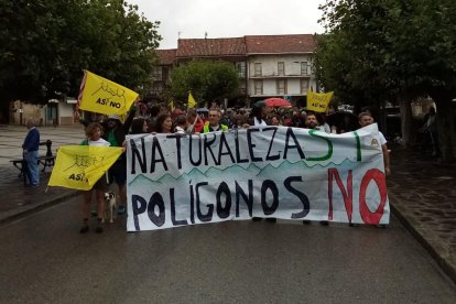 Manifestación y recogida de Alegación en Espinosa de los Monteros (Burgos)