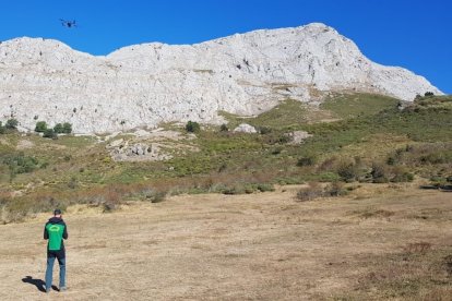 El dispositivo de búsqueda en el pico Gilbo en Riaño