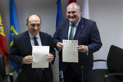 Hermanamiento entre la localidad abulense de Cebreros y la villa asturiana de Vegadeo