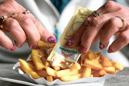 El consumo de productos ultraprocesados y grasas está detrás de muchos casos de obesidad.