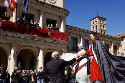 Celebración del pregón a caballo organizado por la Cofradía de las Siete Palabras de Jesús en la Cruz