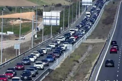 Retenciones en la A-1 en Burgos.