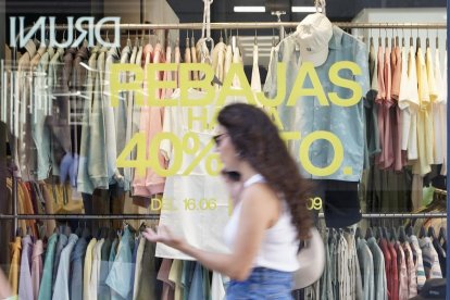 La campaña de rebajas impulsa las contrataciones.