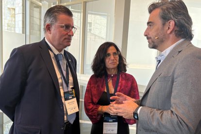 La consejera de Movilidad, Transformación Digital e Inteligencia Artificial, Cristina Sanchidrián, participa en un acto en Santiago de Compostela.