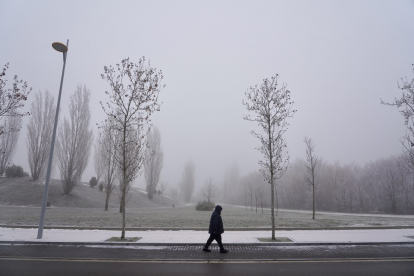 Frío y niebla en Valladolid. Foto de archivo. | ICAL