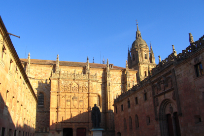 Universidad de Salamanca. -JUNTA DE CASTILLA Y LEÓN