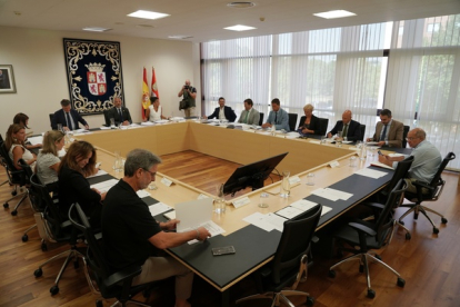 Junta de Portavoces de las Cortes - ICAL