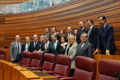 Senadores populares en el acto institucional del XL Aniversario del Estatuto de Autonomía de Castilla y León. -ICAL