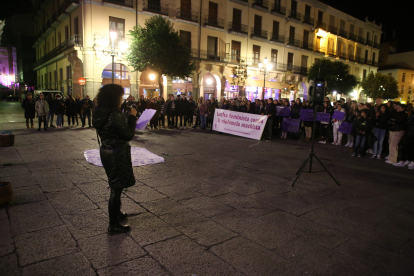 Acto en conmemoración del Día Internacional de Eliminación de la Violencia Contra la Mujer en Zamora.- ICAL