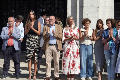 El Ayuntamiento de Valladolid guarda un minuto de silencio en repulsa al asesinato de una mujer en Béjar (Salamanca).- ICAL