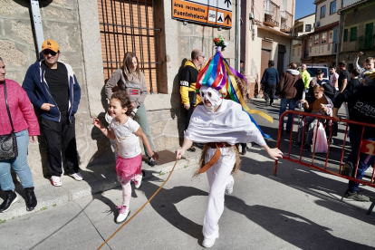 Celebración de los Zarramaches de Casavieja en Ávila. -ICAL.