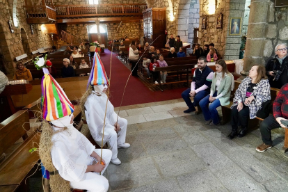 Celebración de los Zarramaches de Casavieja en Ávila. -ICAL.